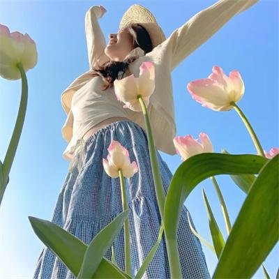 潜伏